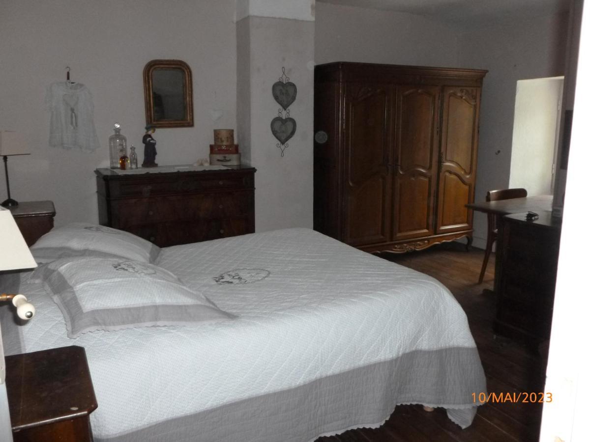 Maison De Village Saint-Paul-des-Fonts 外观 照片